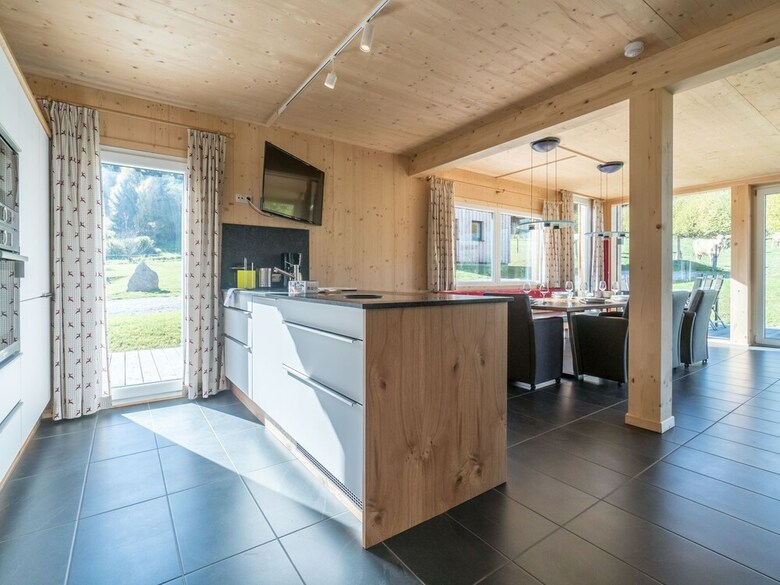 Luxurious Chalet In Sankt Georgen Ob Murau With Jacuzzi