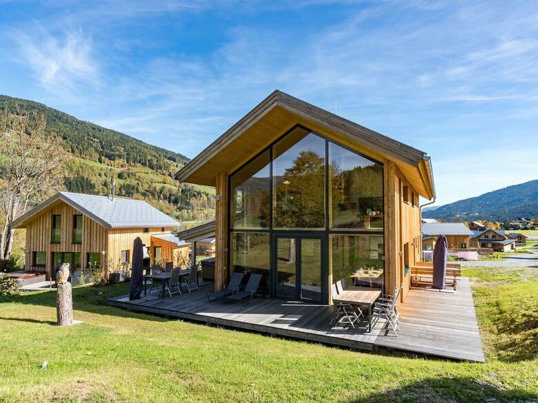 Luxurious Chalet In Sankt Georgen Ob Murau With Jacuzzi