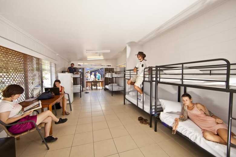 Hostal The Jack Backpackers