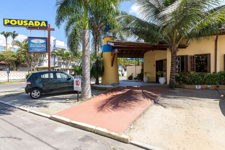 Hotel Pousada Farol Do Itagu�