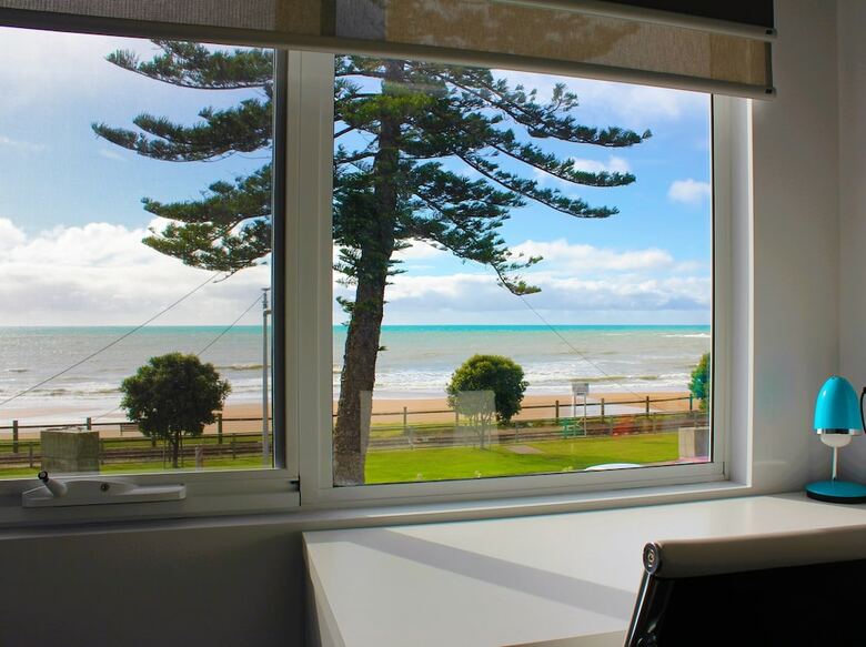 Beach Hotel
