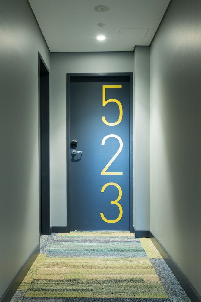 Aparthotel Studio 8 Residences - Adults Only