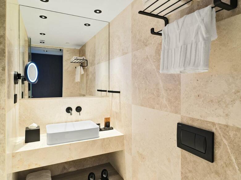 Nyx Hotel Limassol By Leonardo Hotels