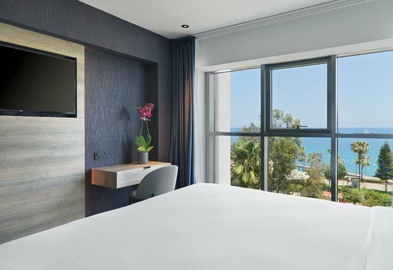 Nyx Hotel Limassol By Leonardo Hotels