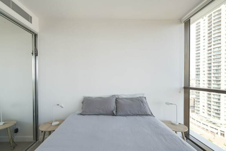 Modern Apartment In Darling Harbour