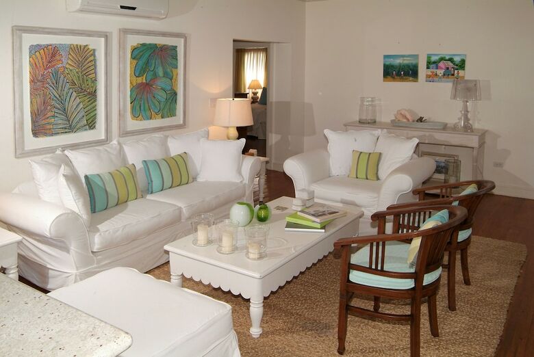 Hotel Little Good Harbour