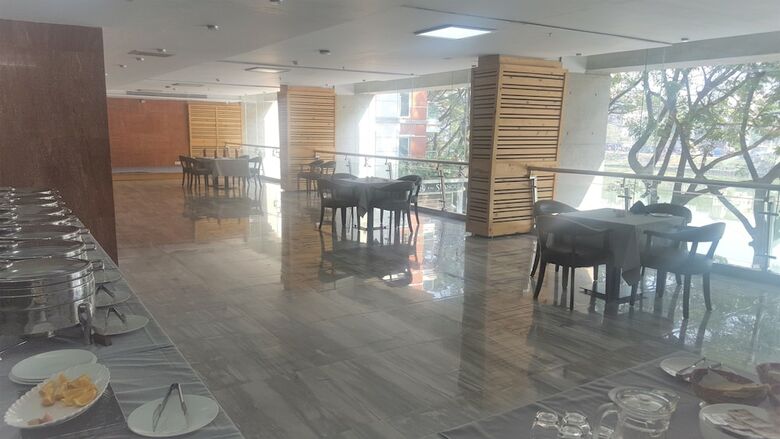 Hotel Coventina Lake Suites