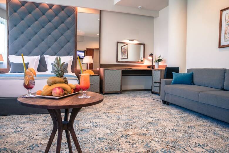 Hotel Radon Plaza