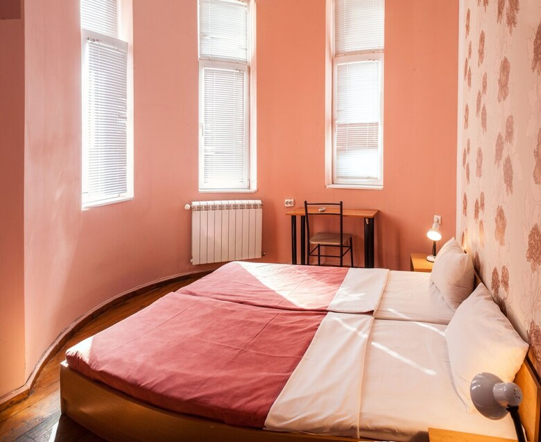 Hostal Galiani Guestrooms