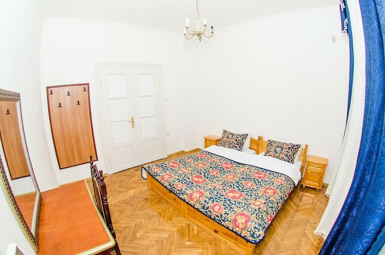 Hostal Galiani Guestrooms