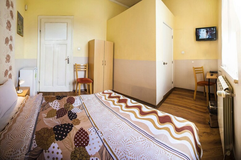 Hostal Galiani Guestrooms