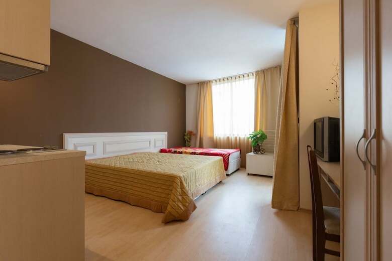 Aparthotel Studio With Balcony & Pool View