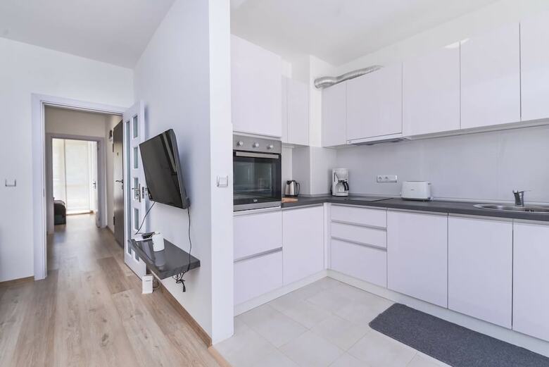 Fm Deluxe 1-bdr Apartment - Cinecitta