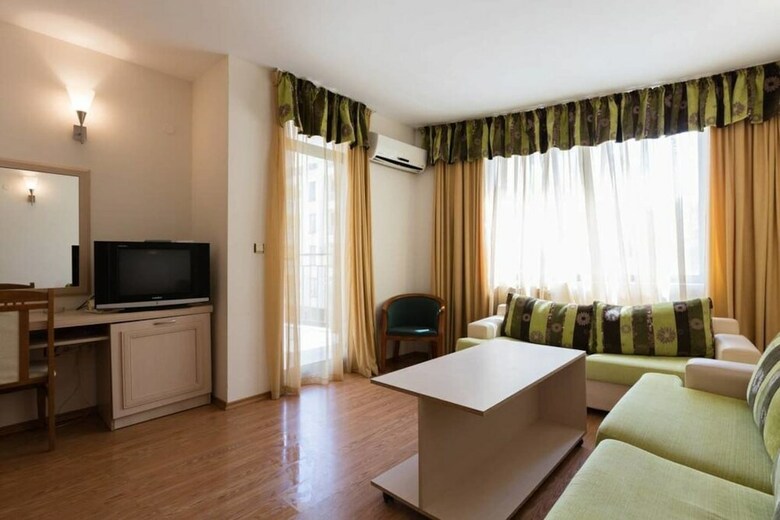 Aparthotel One Bedroom Apartment With Balcony