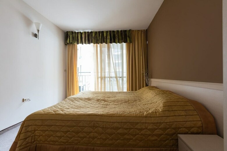 Aparthotel One Bedroom Apartment With Balcony