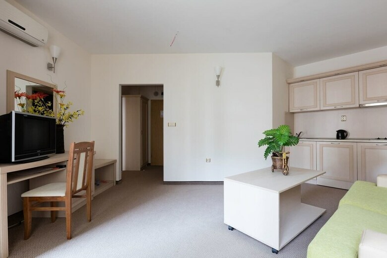 Aparthotel One Bedroom Apartment With Balcony