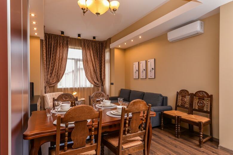 Fm Luxury 2-bdr Apartment - Jazzy