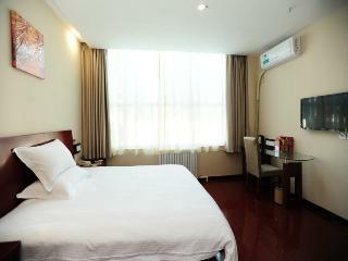 Hotel Greentree Inn Shandong Weihai Wendeng Baida Square