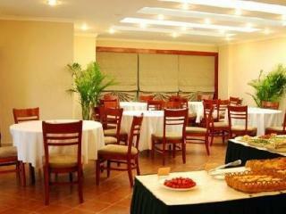 Hotel Greentree Inn Shandong Weihai Wendeng Baida Square