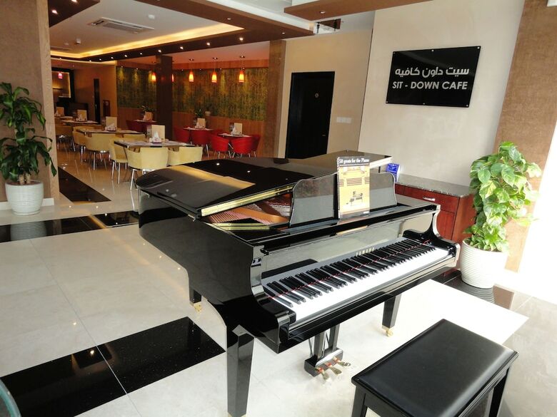 Al Andalus Plaza Hotel