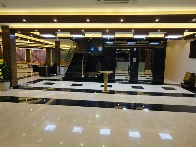 Al Andalus Plaza Hotel