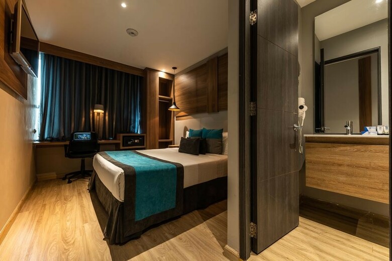 Hotel Blue Concept