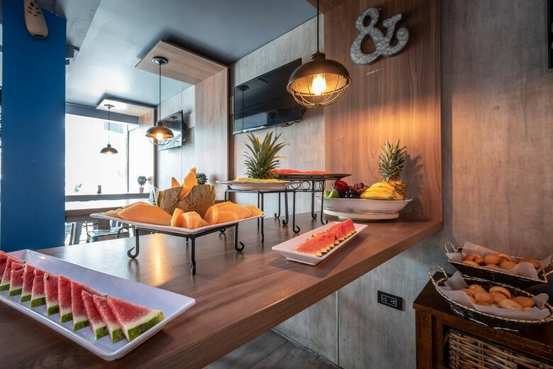 Hotel Blue Concept