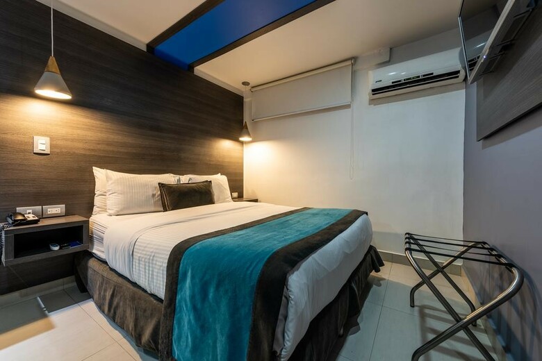Hotel Blue Concept