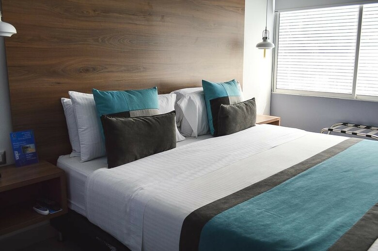 Hotel Blue Concept