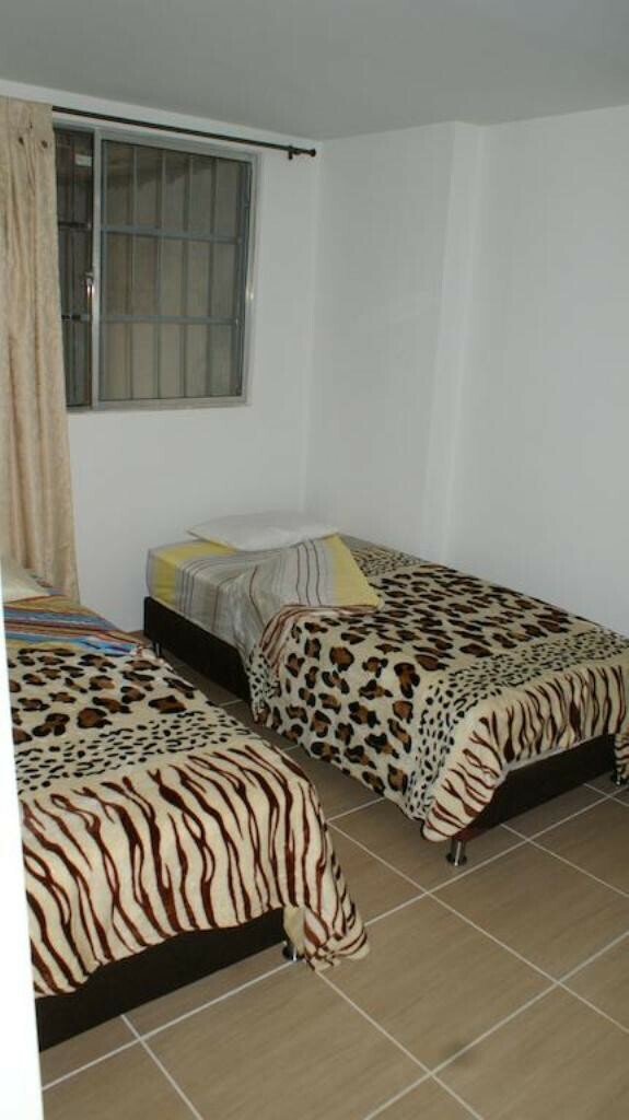 Hostal El Hangar 65