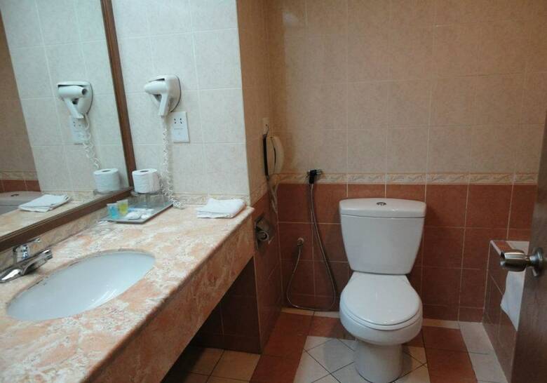 Grand City Hotel