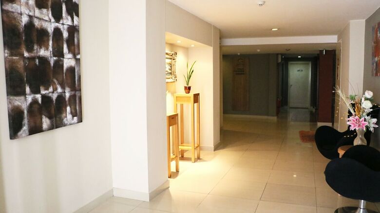 Legallery Suites Hotel