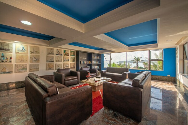 Happy Hotel Praia Azul!