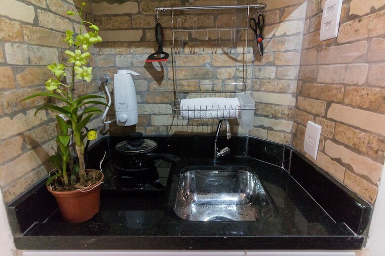 Apartamentos Est�dio Charmoso E Bem Localizado