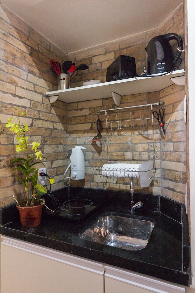 Apartamentos Est�dio Charmoso E Bem Localizado