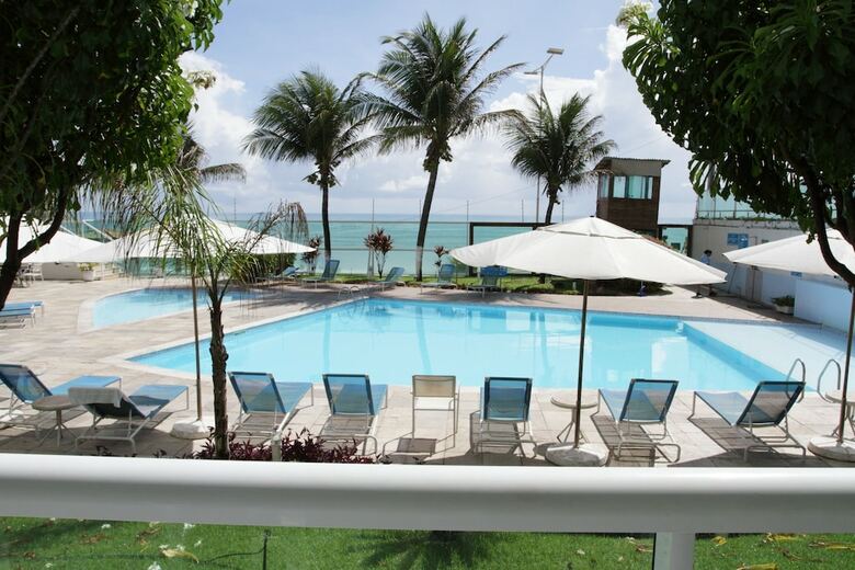 Apartamentos Flat Com Vista Para O Mar E Piscina