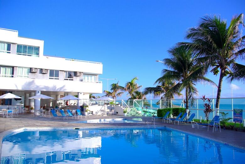 Apartamentos Flat Com Vista Para O Mar E Piscina