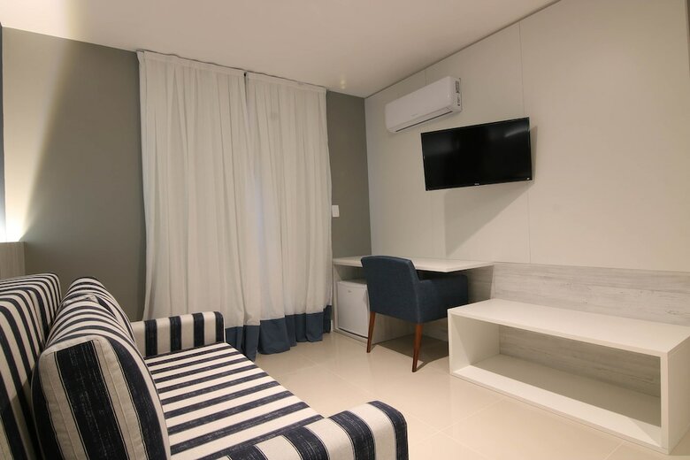Hotel Samba Cabo Frio