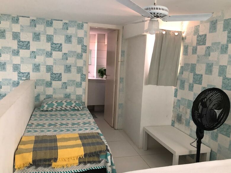 Apartamento Com Piscina A Beira Mar