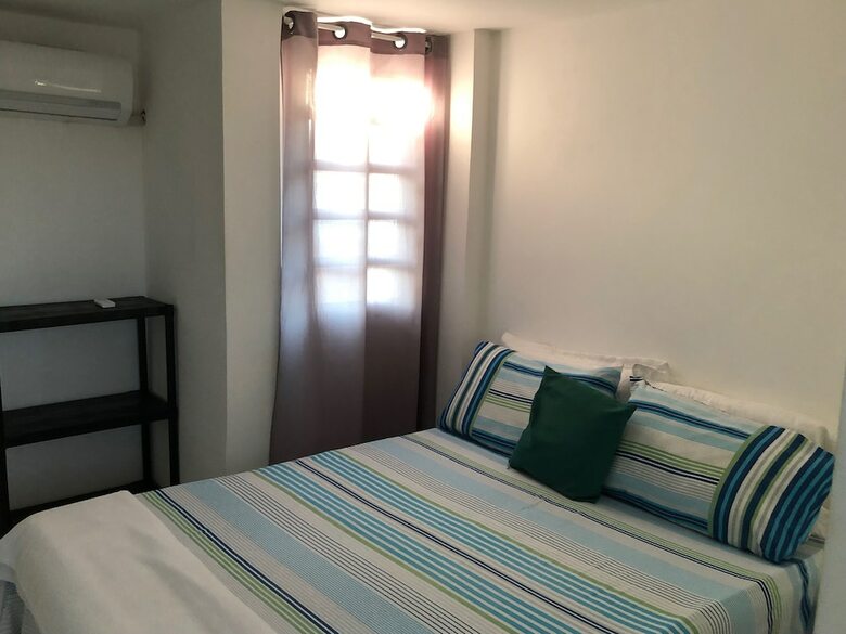 Apartamento Com Piscina A Beira Mar