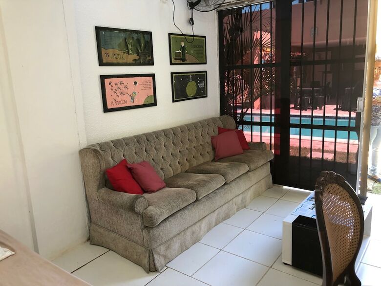 Apartamento Com Piscina A Beira Mar