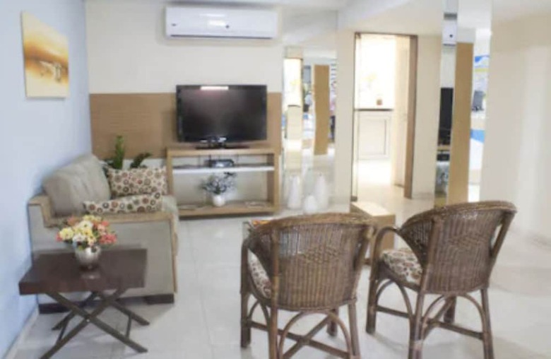 Hotel �gua Marinha