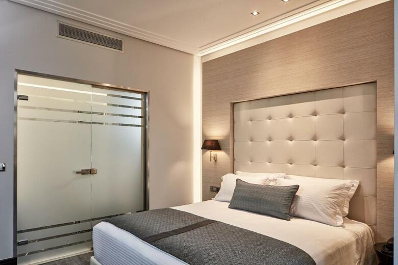 Antigon Urban Chic Hotel