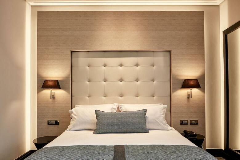Antigon Urban Chic Hotel