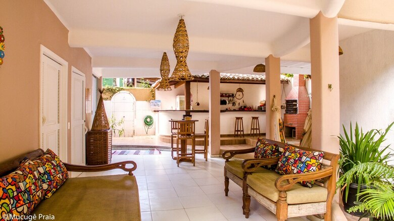 Hostal Hostel E Suite Mucug� Praia