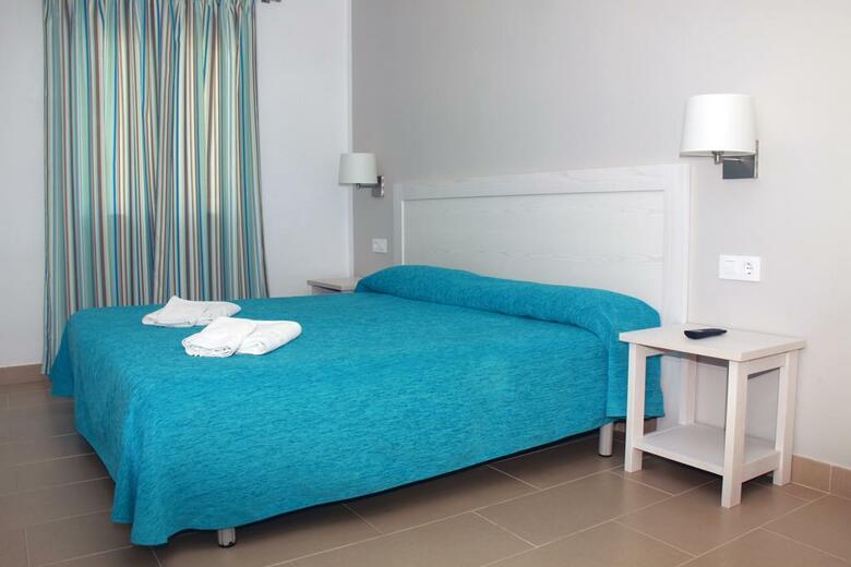 Apartamentos Mestral Llebeig