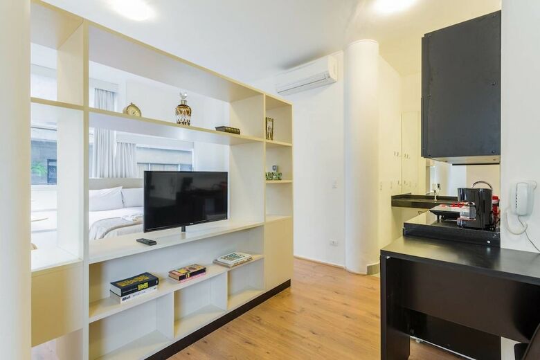 Apartamentos Es402 At The Historic Modernist Esther Builing