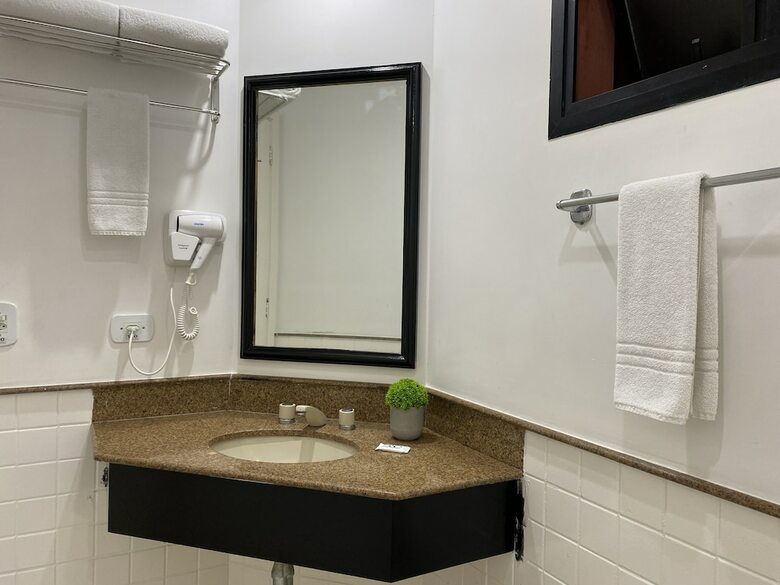 Apartamentos 360 Su�tes Santa Cec�lia