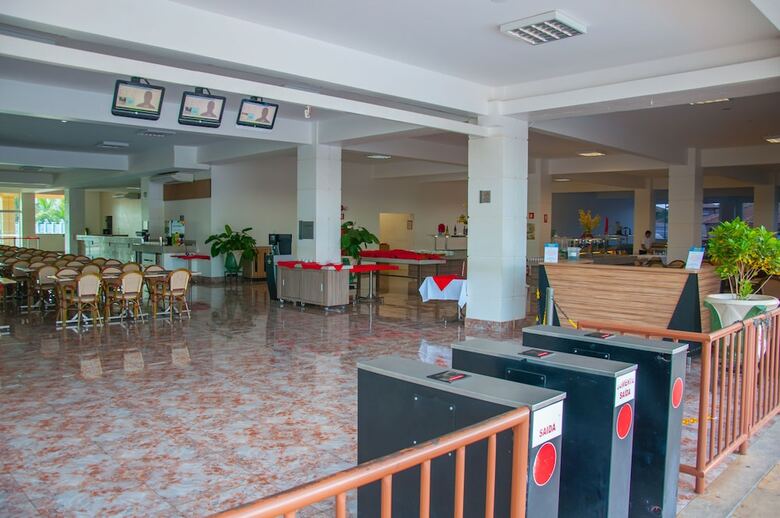 Lacqua Diroma Hotel E Parque- Abd Turismo