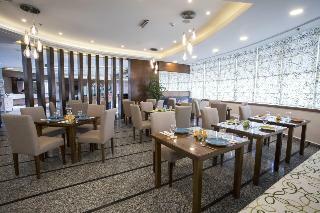 La Casa Hotel